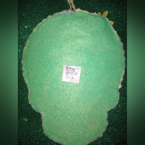 " Daisy" wooden decorated sugar skull - Picture 5 of 6